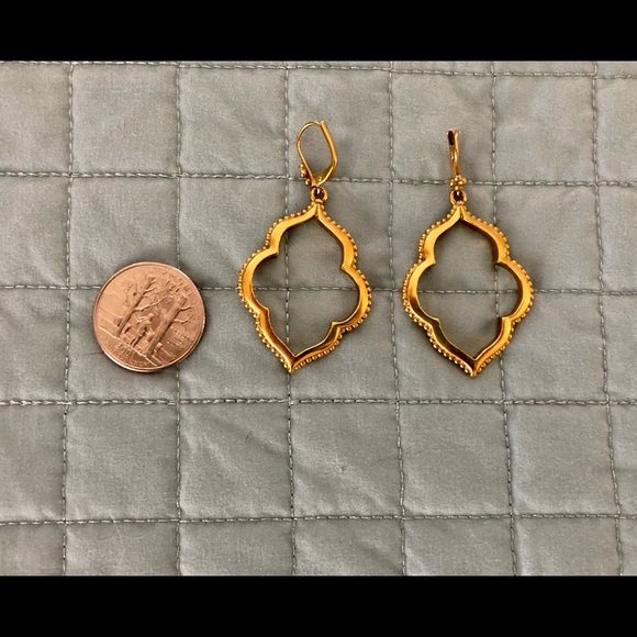 Fun boho glam goldtone earrings! - Picture 2 of 3